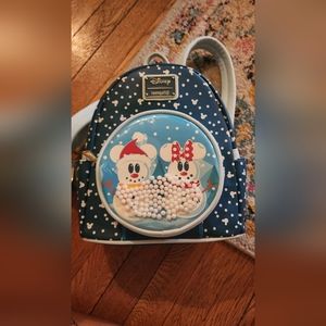 MICKEY minnie Snowgloble Loungefly